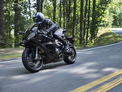 2025 Yamaha YZF-R9 in Long Island City, New York - Photo 19