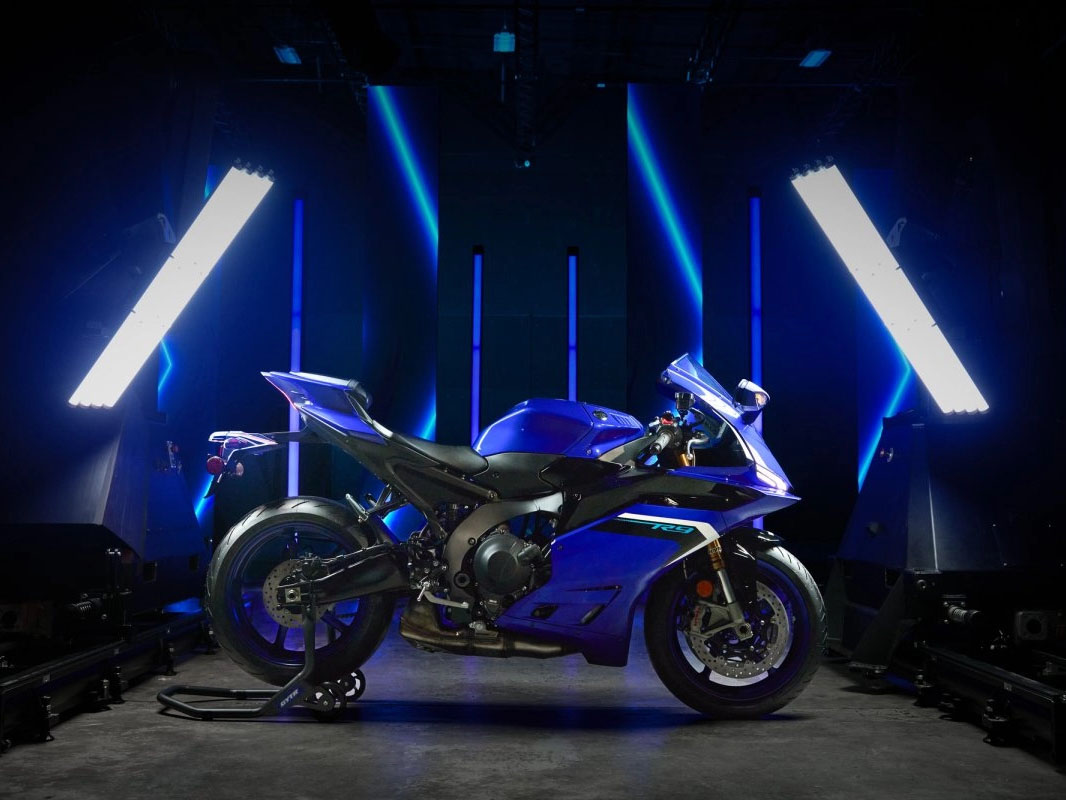 2025 Yamaha YZF-R9 in Port Washington, Wisconsin - Photo 15