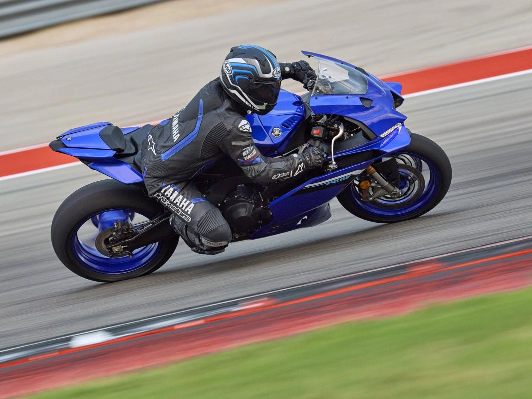 2025 Yamaha YZF-R9 in Port Washington, Wisconsin - Photo 20
