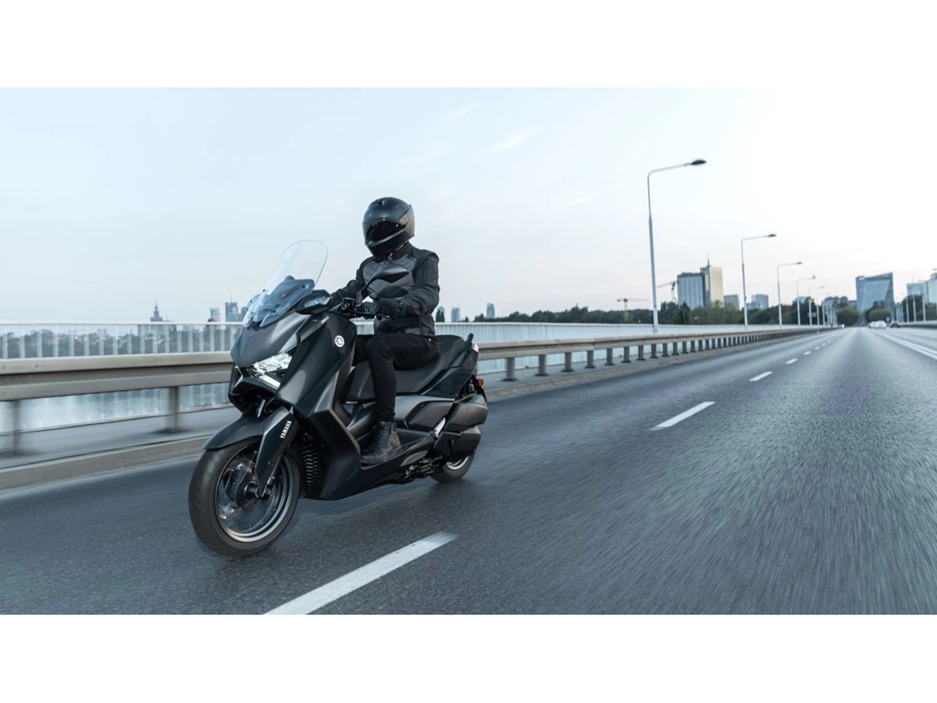 2025 Yamaha XMAX in Pine Bluff, Arkansas - Photo 16