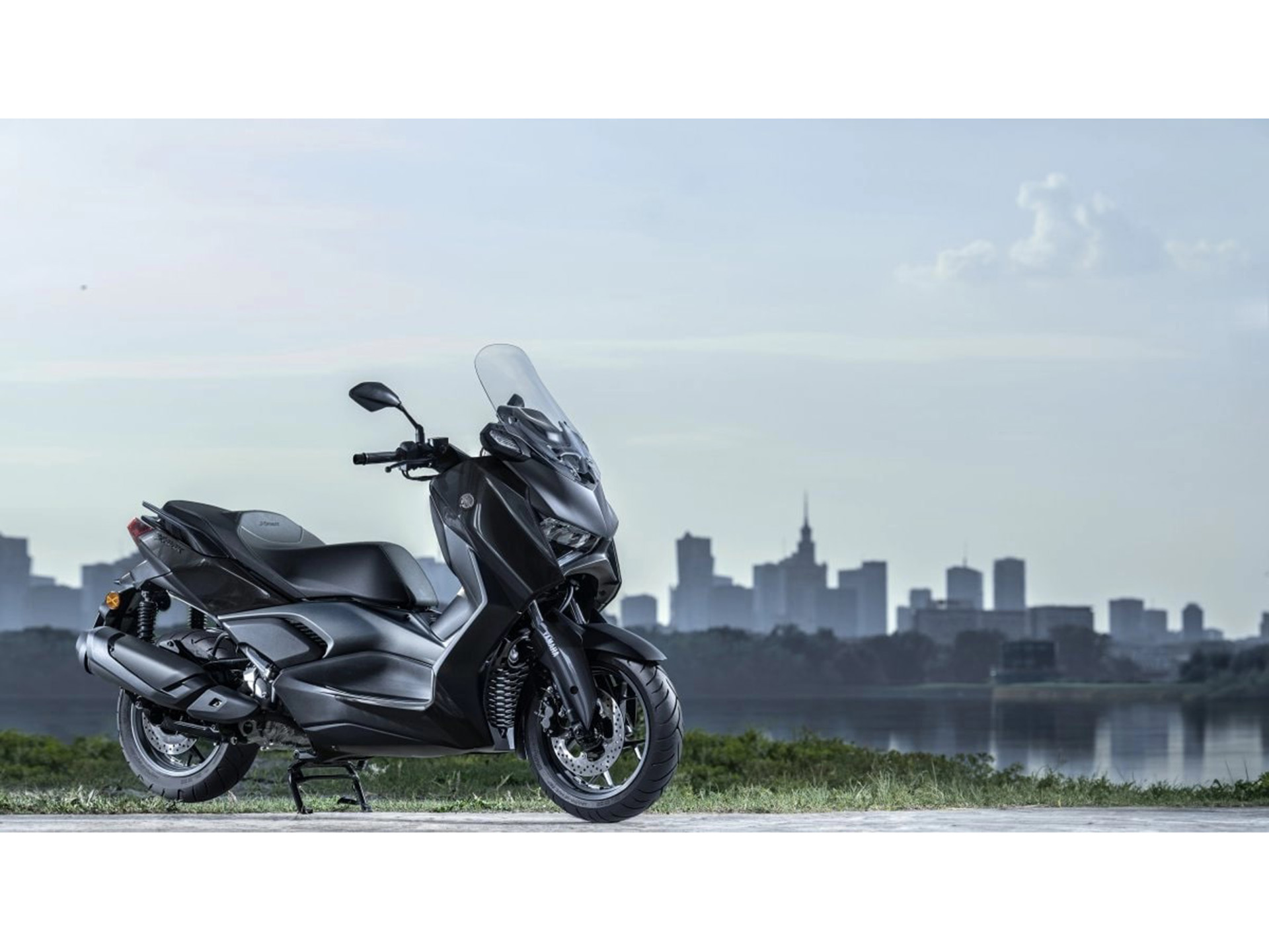 2025 Yamaha XMAX in Pine Bluff, Arkansas - Photo 17