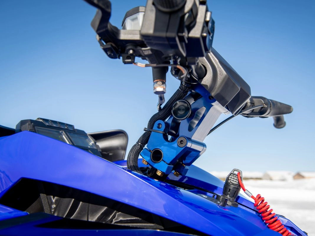 2025 Yamaha Sidewinder SRX LE EPS in Gorham, New Hampshire - Photo 8