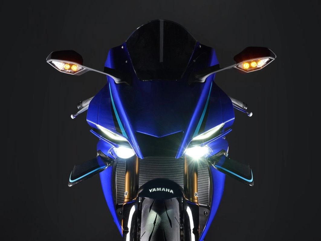 2026 Yamaha YZF-R1 10
