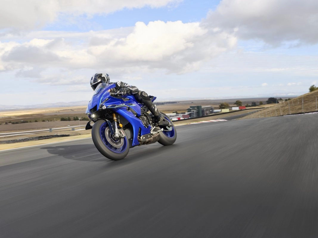 2026 Yamaha YZF-R1 in Columbus, Ohio - Photo 16