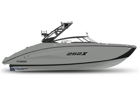 2026 Yamaha 252XE