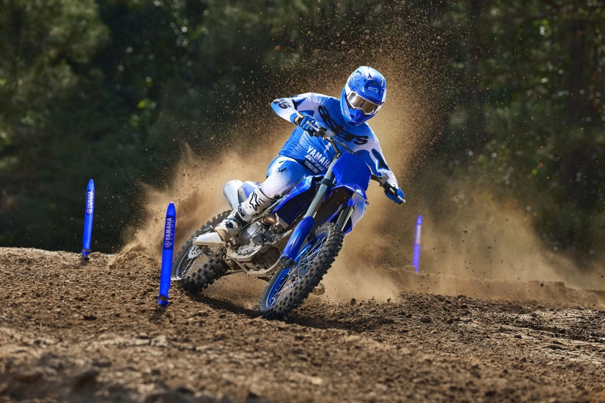 YAMAHA　FG-400S 写真追加しました。 New 2027 Yamaha YZ450F Team Yamaha Blue | Motorcycles in Gulfport MS |