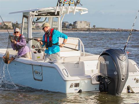 Yamaha F300 4.2L V6 Offshore 25 in. Mechanical Counter Rotation in Pine Bluff, Arkansas - Photo 11
