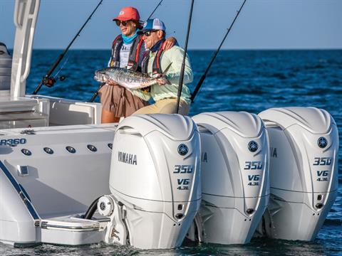 Yamaha F350 4.3L V6 Offshore w/ DES 25 in. DEC Standard R Rotation in Pine Bluff, Arkansas - Photo 15