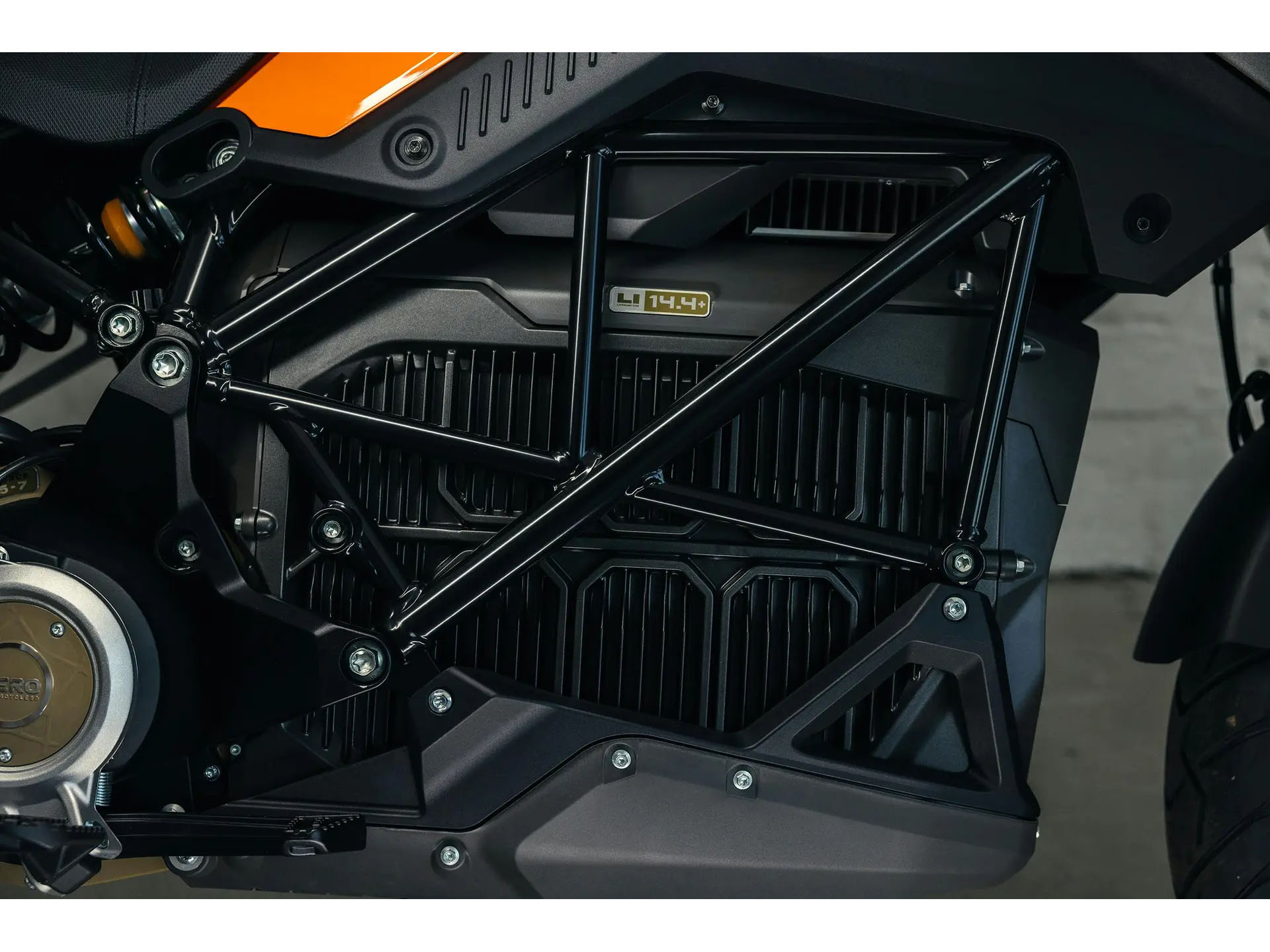 2025 Zero Motorcycles DS in Columbus, Ohio - Photo 11