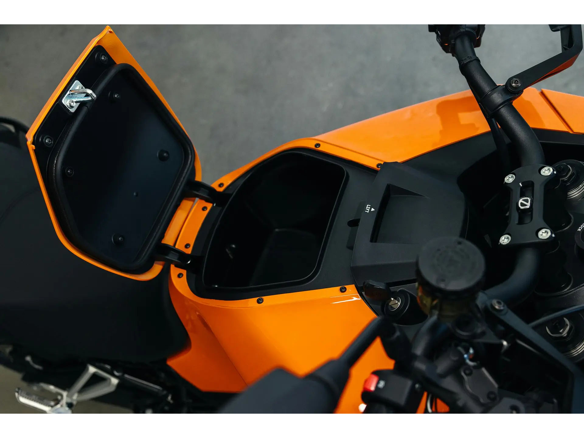 2025 Zero Motorcycles DS in Columbus, Ohio - Photo 14