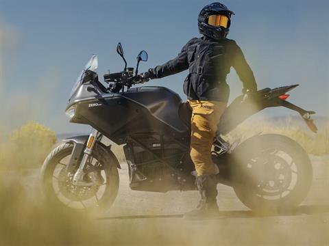 2025 Zero Motorcycles DSR in Columbus, Ohio - Photo 15