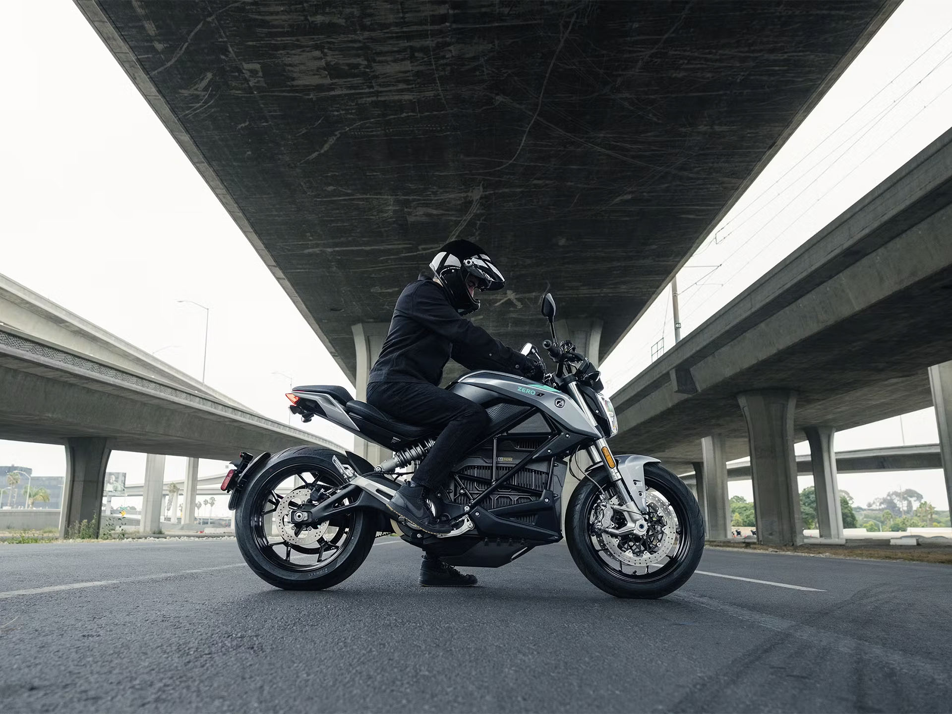 2025 Zero Motorcycles S in Columbus, Ohio - Photo 18