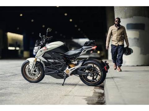 2025 Zero Motorcycles SR/F in Columbus, Ohio - Photo 17