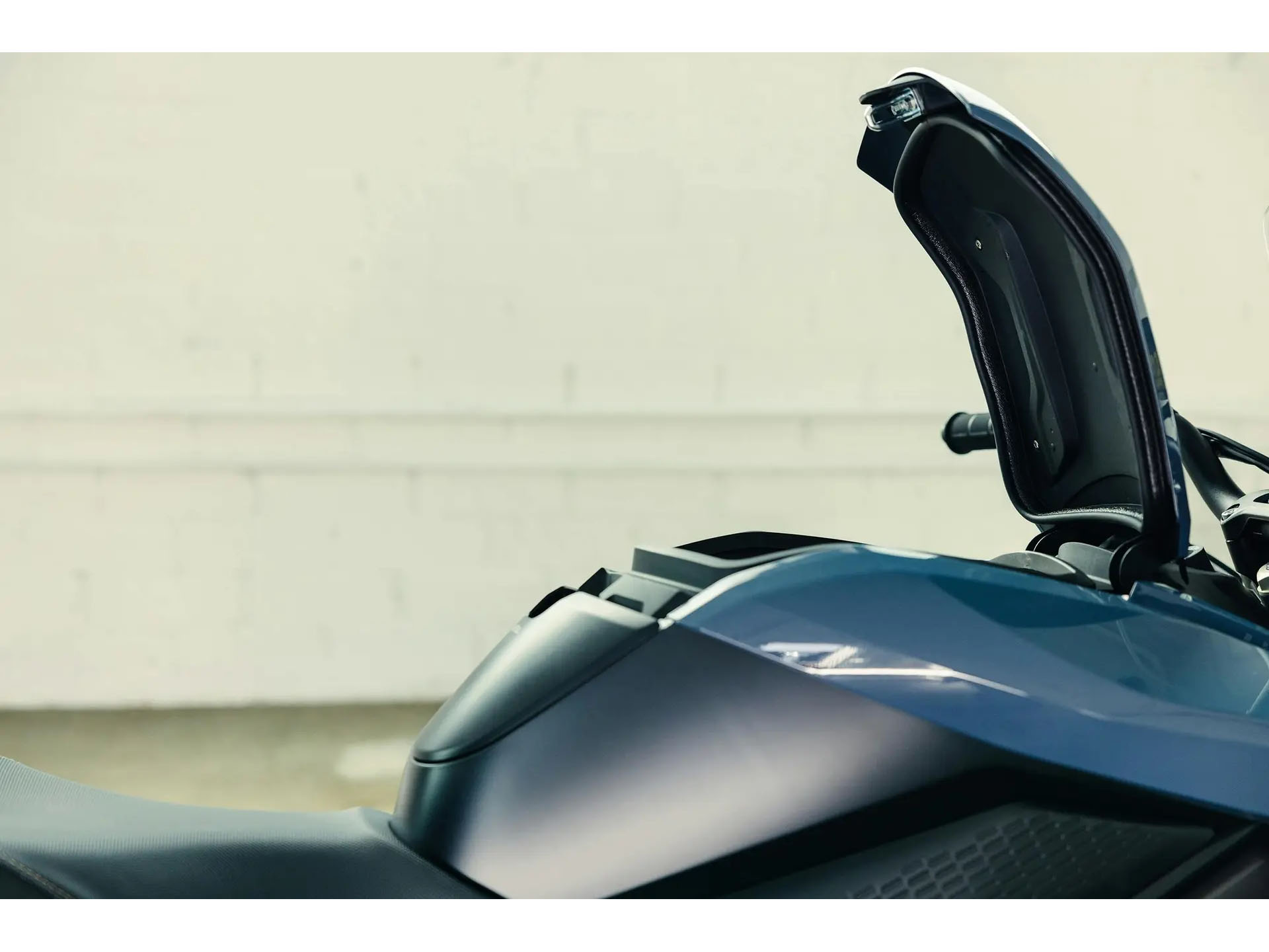 2025 Zero Motorcycles SR/S in Columbus, Ohio - Photo 15