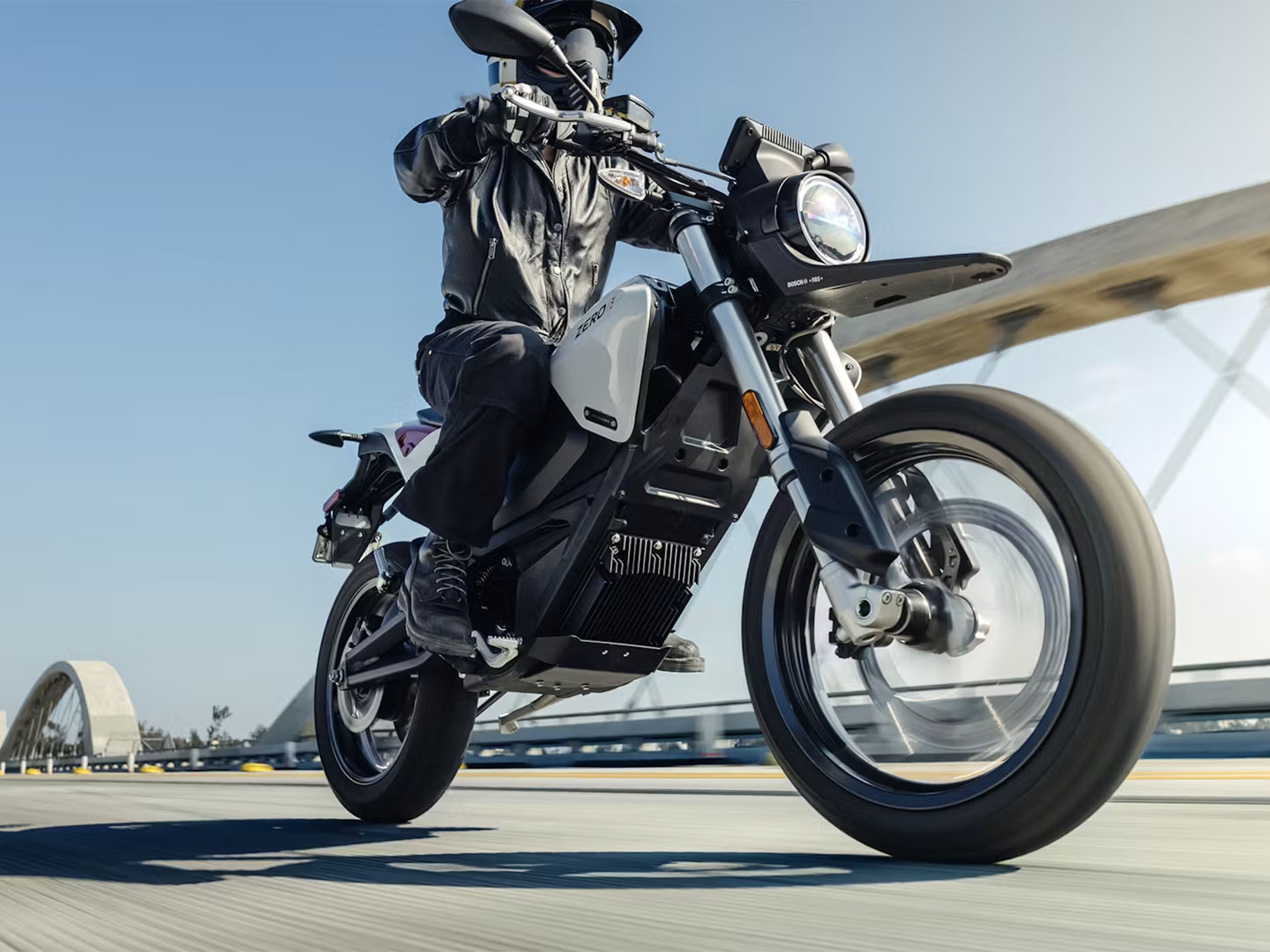 2025 Zero Motorcycles FXE in Columbus, Ohio - Photo 16